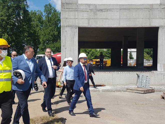 Додик у Добоју са Јеринићем; Обишао радове на изградњи нове болнице