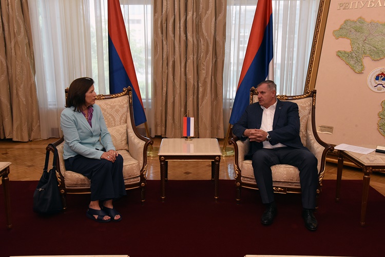 Премијер Вишковић разговарао са подсекретаром Уједињених нација за Глобалне комуникације Мелисом Флеминг