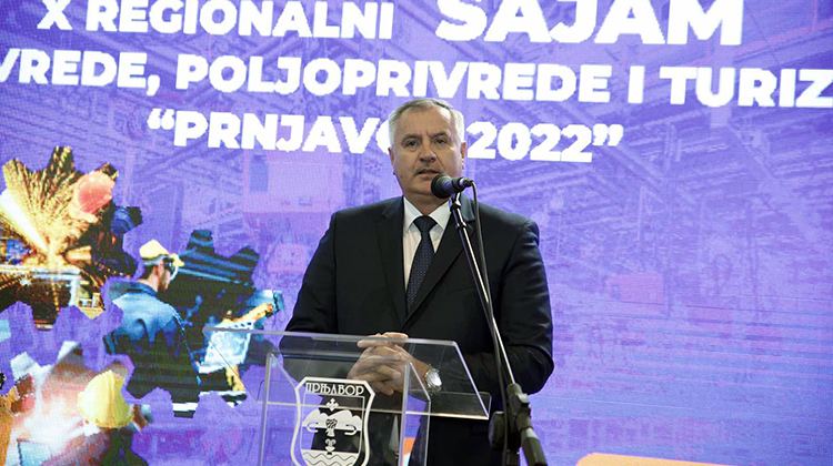 Премијер Вишковић у Прњавору отворио 10. Регионални сајам привреде, пољопривреде и туризма