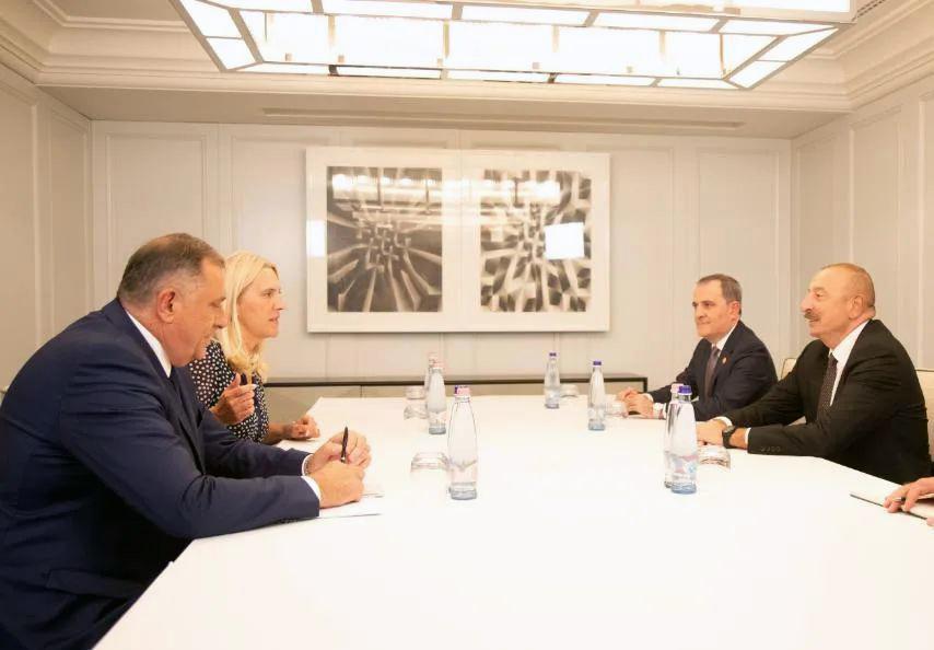 Одржан састанак са предсједником Азербејџана Илхамом Алијевим